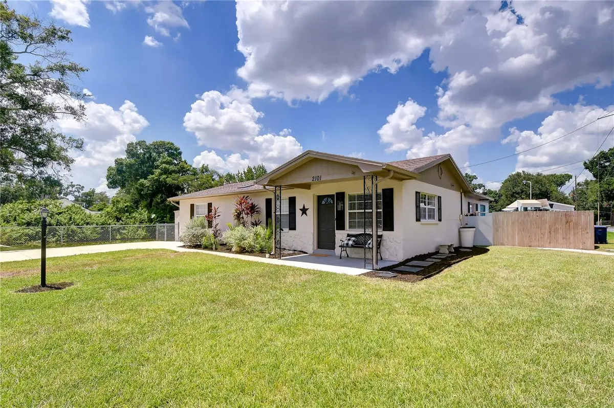 2101 W Hamilton Avenue, Tampa, FL 33604 - #1