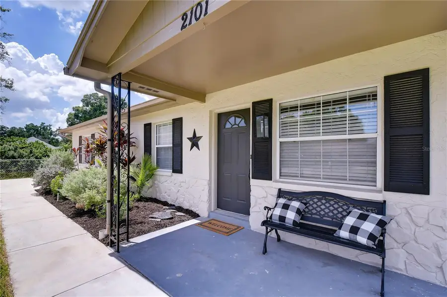 2101 W Hamilton Avenue, Tampa, FL 33604 - #2