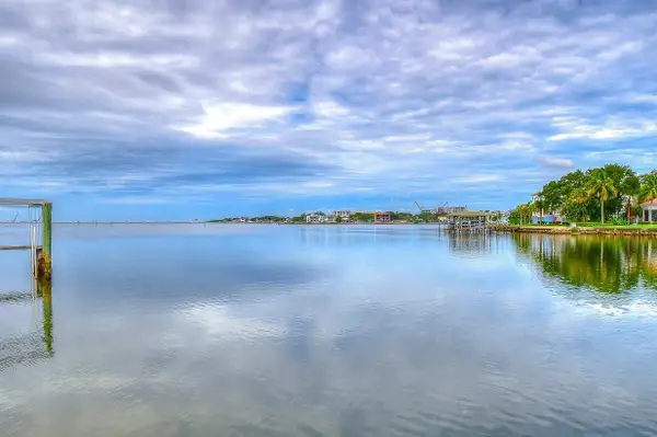 4929 W Bay Way Drive, TAMPA, FL 33629