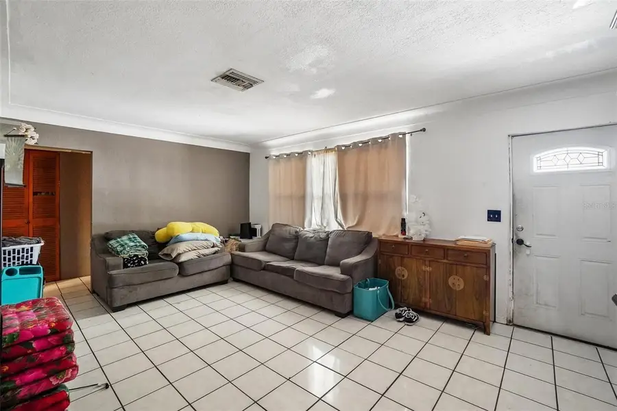 3211 30th Street N, Saint Petersburg, FL 33713 - #2