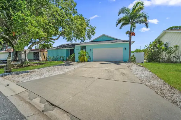 14030 79th Avenue, SEMINOLE, FL 33776