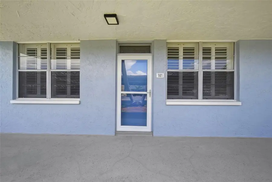 4895 Bay Street Ne #101, Saint Petersburg, FL 33703 - #2