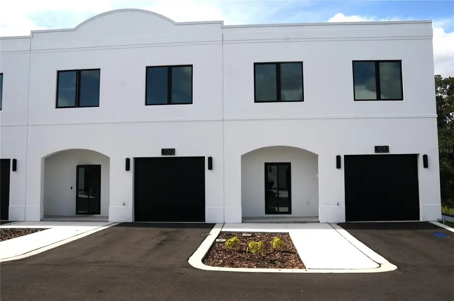 4343 Cambio Gardens Court, Tampa, FL 33610 - #2