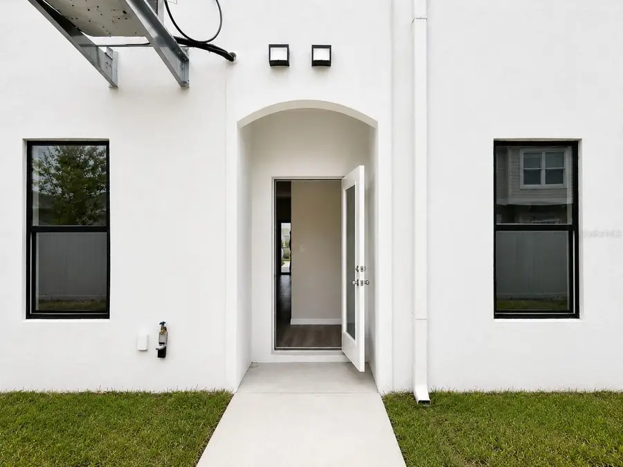 4341 Cambio Gardens Court, Tampa, FL 33610 - #3