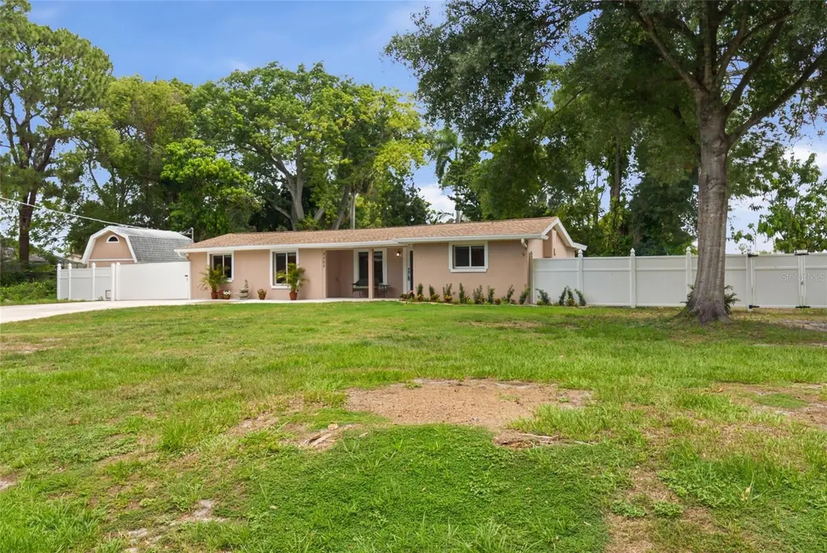 8205 Westridge Drive, Tampa, FL 33615 - #1