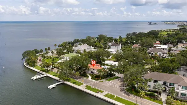 1846 Coffee Pot Boulevard Ne, ST PETERSBURG, FL 33704