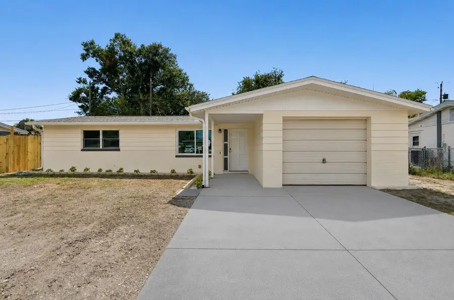 1039 Clairborne Street, Holiday, FL 34690 - #3