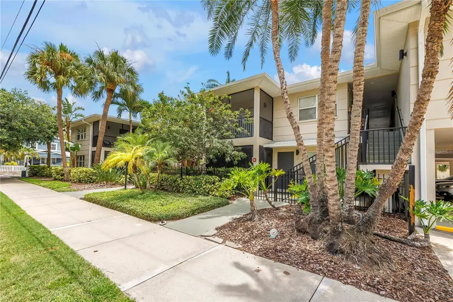 555 3rd Street N #13, Saint Petersburg, FL 33701 - #3