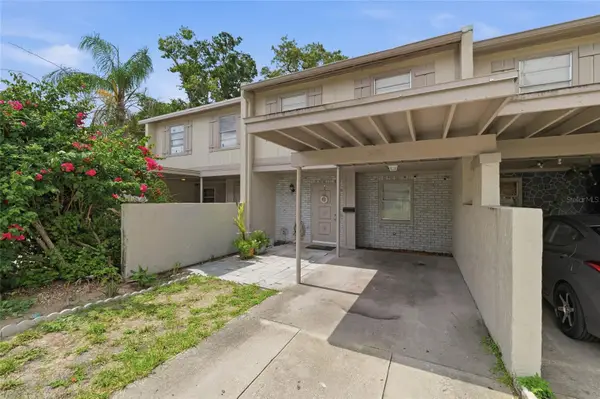 5104 Tennis Court Circle, TAMPA, FL 33617