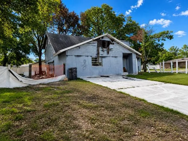 606 Forest Hills Drive, Brandon, FL 33510 - #3
