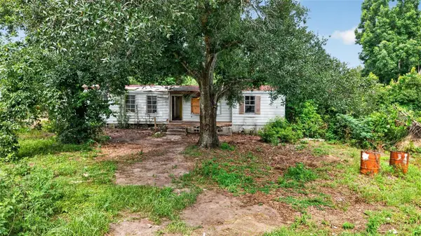 8608 Hamster Drive, ZEPHYRHILLS, FL 33540