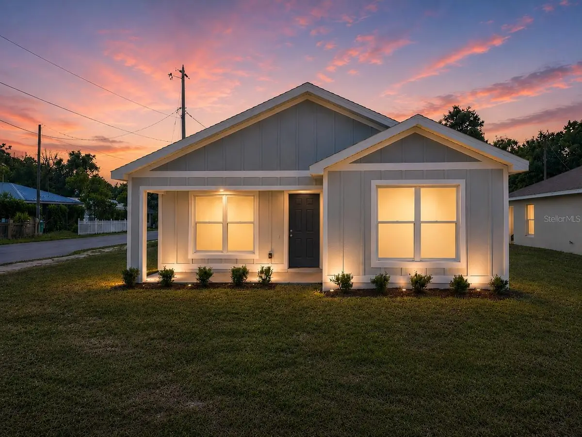 6024 12th Street, Zephyrhills, FL 33542 - #1