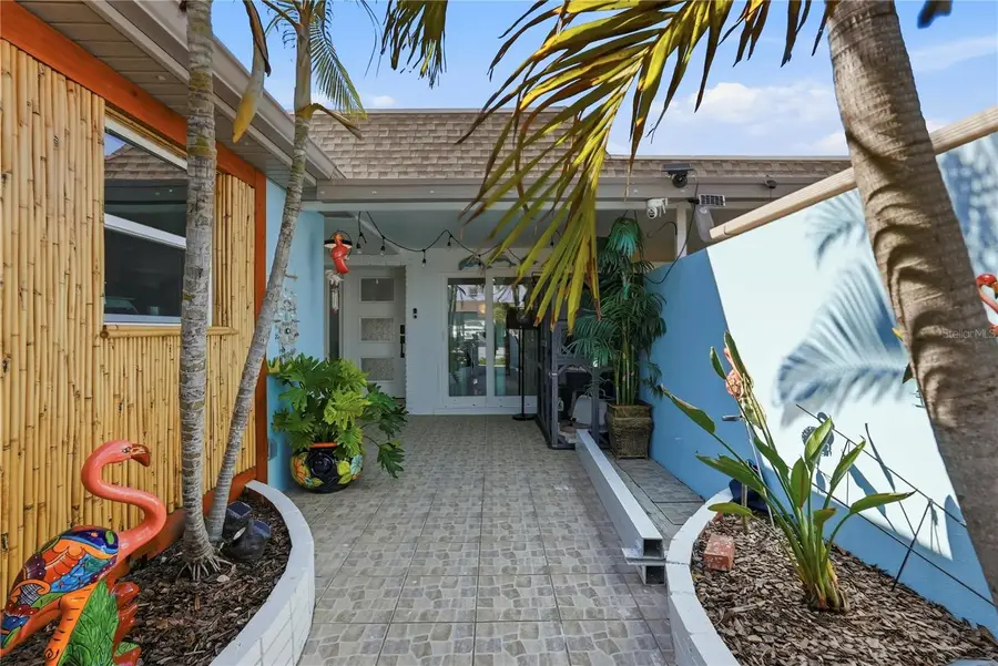 573 Boca Ciega Point Boulevard N, Saint Petersburg, FL 33708 - #3