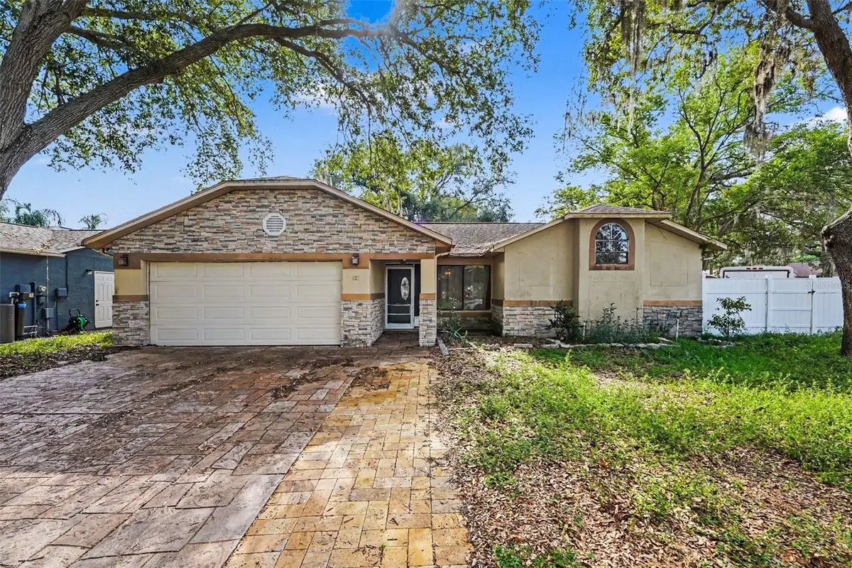 627 Crystal Dr, Palm Harbor, FL 34683 - #1