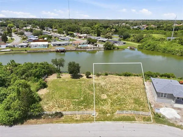 1504 Jackson Drive, HOLIDAY, FL 34691
