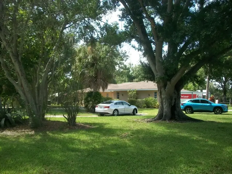 12563 74th Avenue, Seminole, FL 33776 - #2