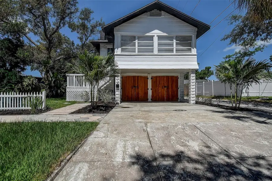 212 48th Street N, Saint Petersburg, FL 33713 - #2