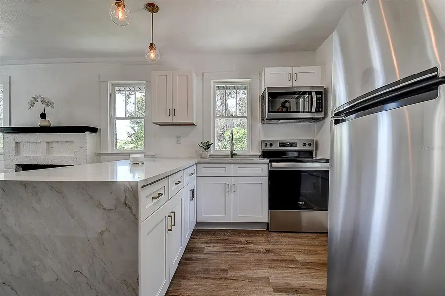 212 48th Street N, Saint Petersburg, FL 33713 - #3
