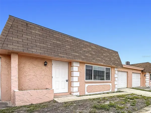 8454 Austin N, PINELLAS PARK, FL 33781