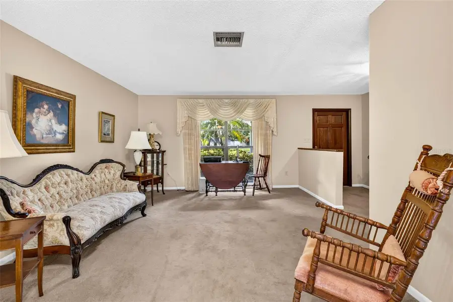 910 Hillside Drive, Lutz, FL 33549 - #3