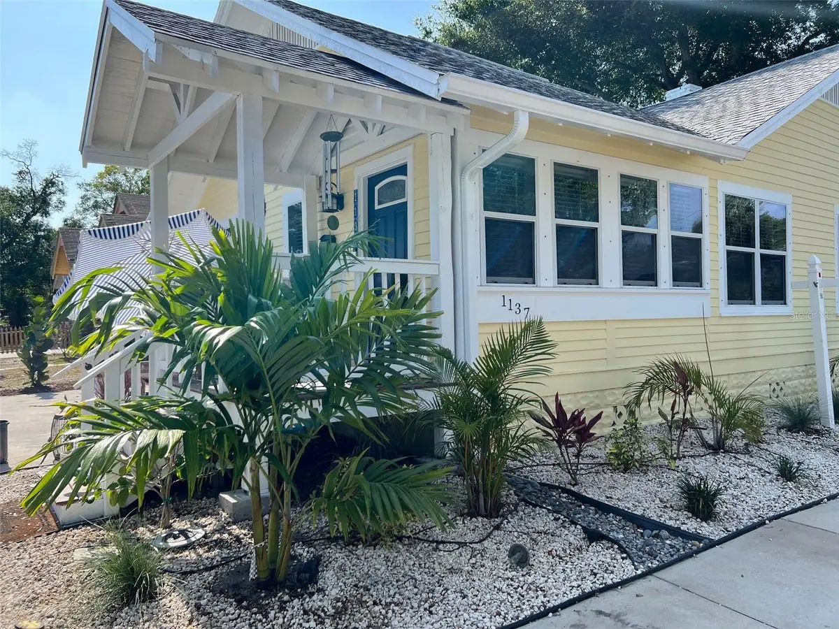1137 Highland Street S, Saint Petersburg, FL 33701 - #1