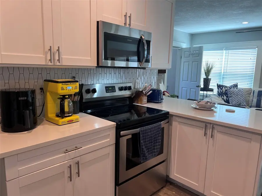 1137 Highland Street S, Saint Petersburg, FL 33701 - #2