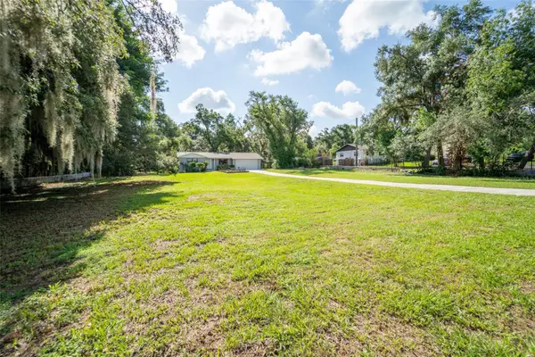 8214 Valrie Lane, RIVERVIEW, FL 33569