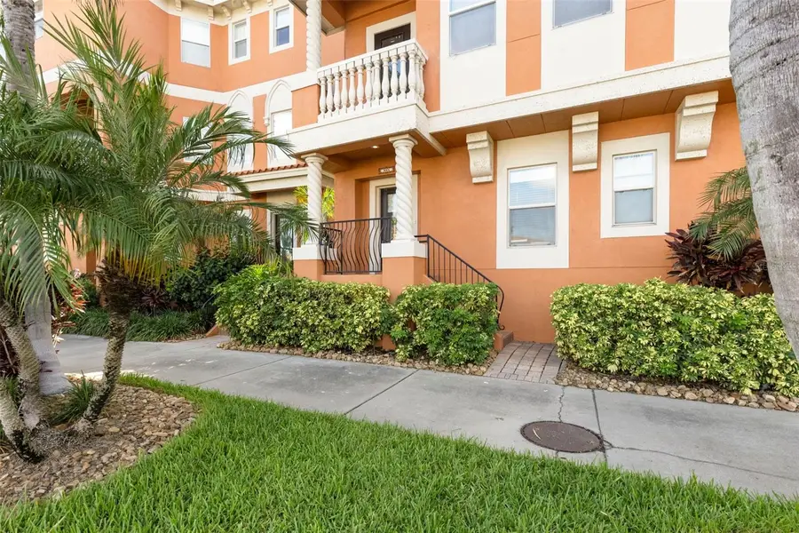 905 Villa Venicia Way, Tampa, FL 33606 - #3