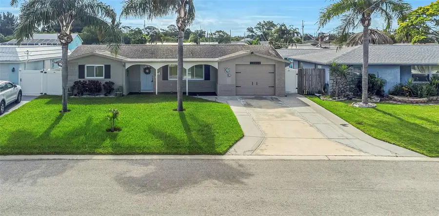 12804 2nd Isle, Hudson, FL 34667 - #2