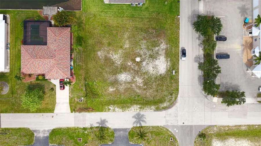 304 SW 3rd Place, Cape Coral, FL 33991 - #3