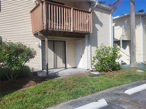 140 Hunter Lake Drive #F, OLDSMAR, FL 34677