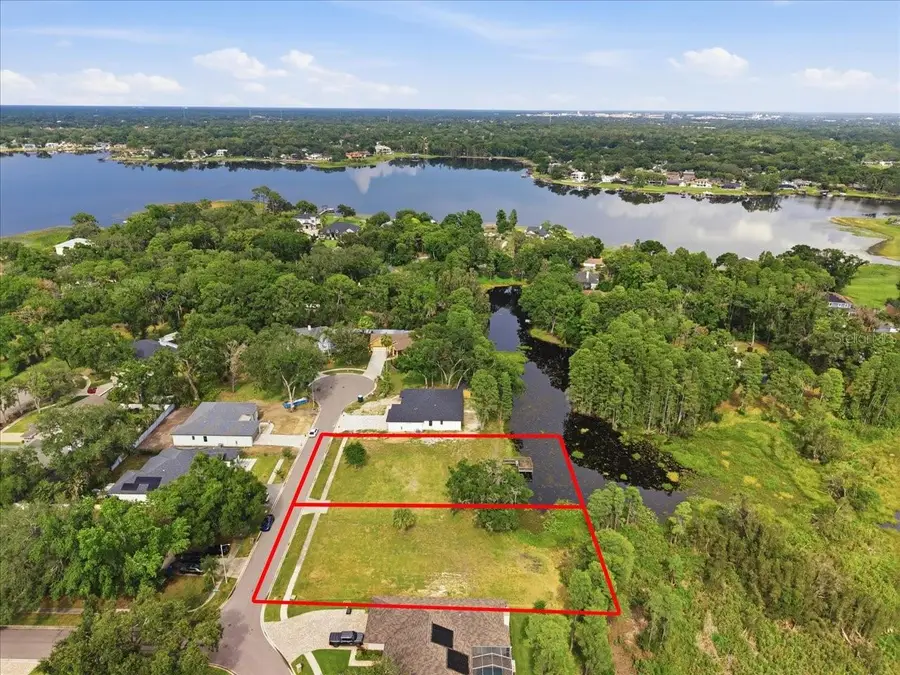 Woods End Ct, Tampa, FL 33618 - #2