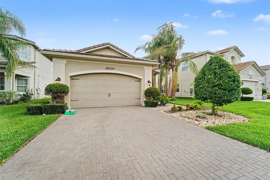 30867 Lindentree Drive, Wesley Chapel, FL 33543 - #2