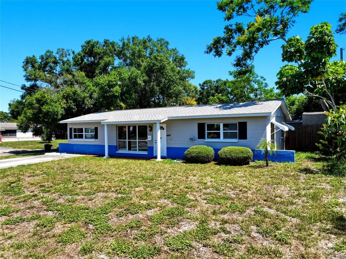 5697 33rd Avenue N, Saint Petersburg, FL 33710 - #1
