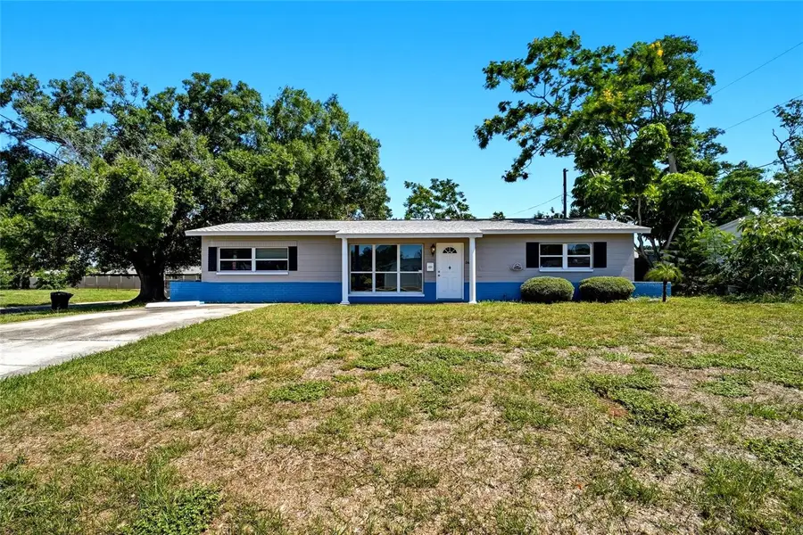 5697 33rd Avenue N, Saint Petersburg, FL 33710 - #3