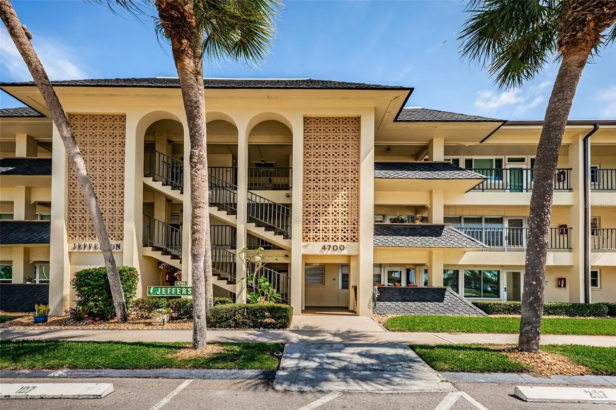 4700 Cove Circle #208, Saint Petersburg, FL 33708 - #1