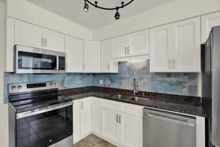 4715 Bay Street Ne #126, Saint Petersburg, FL 33703 - #3