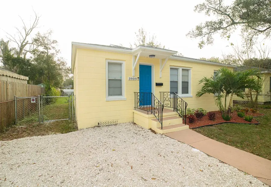 3909 N Darwin Avenue, Tampa, FL 33603 - #2