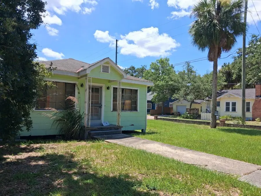 217 Banana Street, Tarpon Springs, FL 34689 - #2