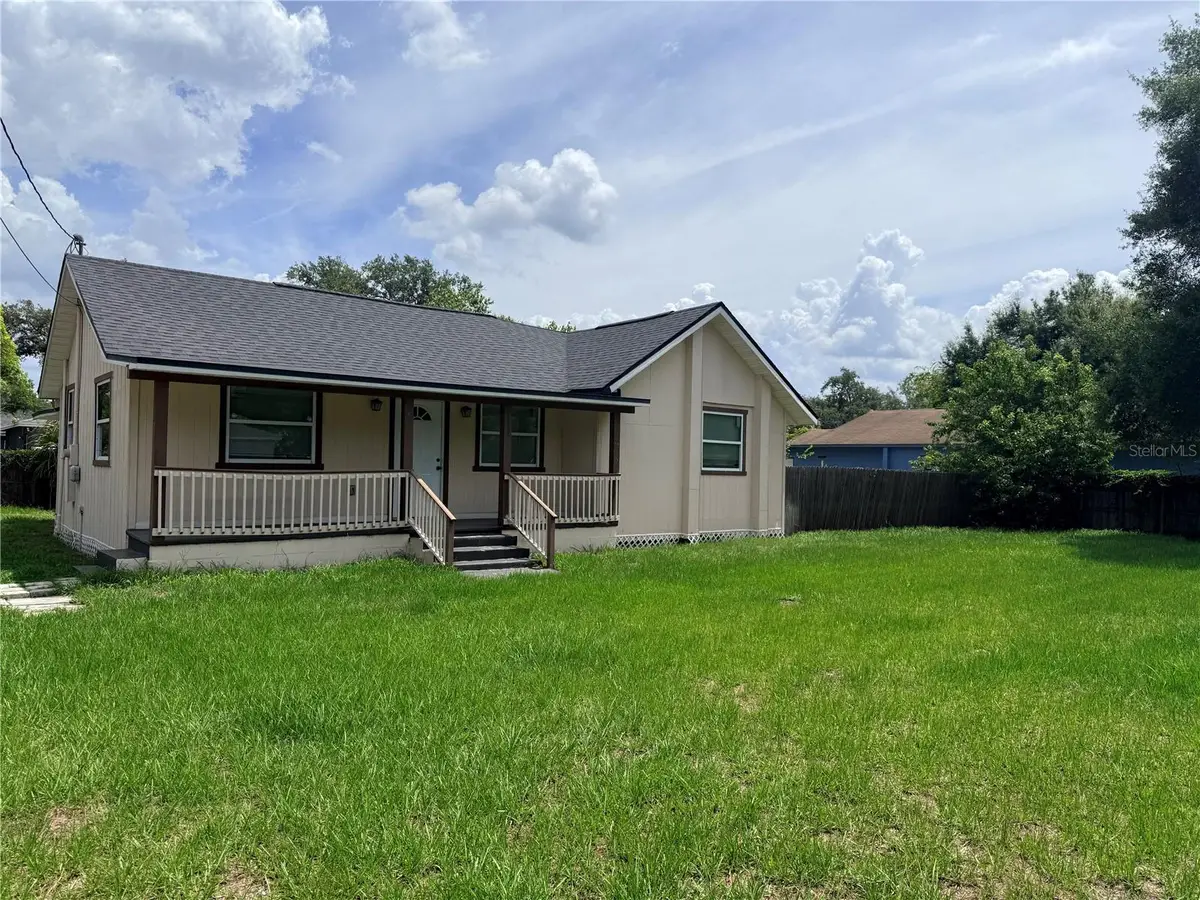 1002 E Bougainvillea Avenue, Tampa, FL 33612 - #1
