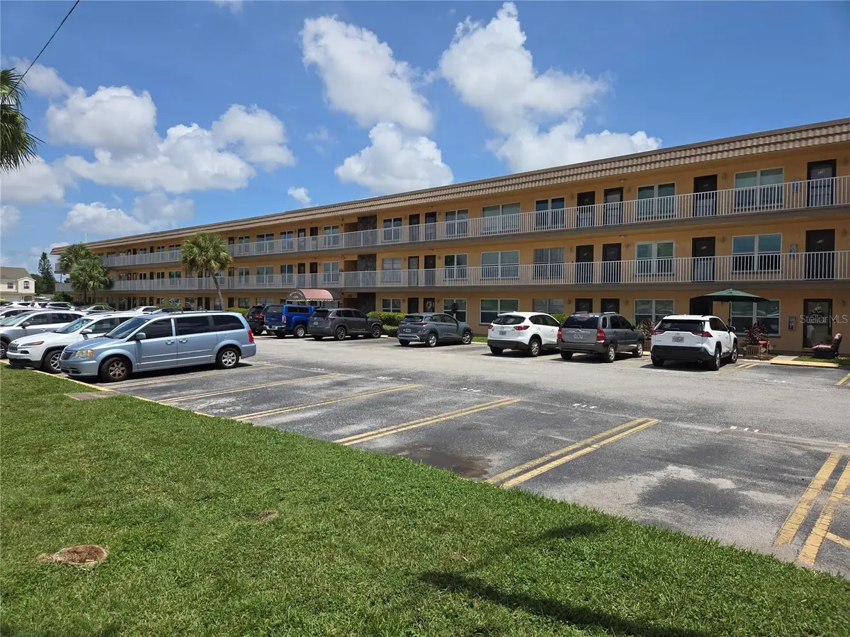 6400 46th Avenue N #305, Kenneth City, FL 33709 - #1