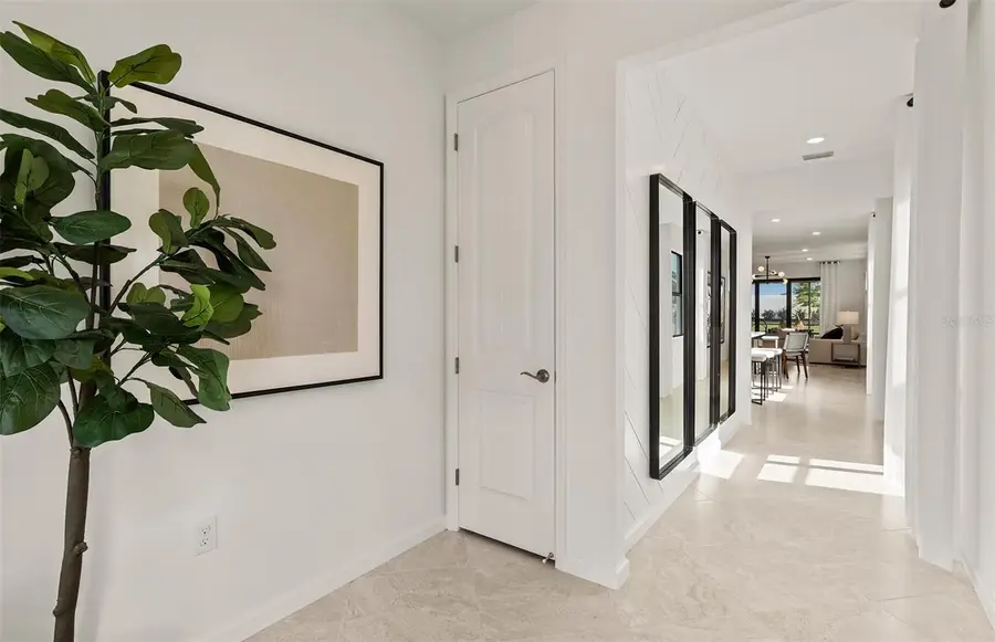 19019 Indian Rock Place, Lakewood Ranch, FL 34211 - #2