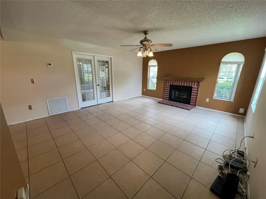 11940 Skylake Place #11940-A, Temple Terrace, FL 33617 - #3