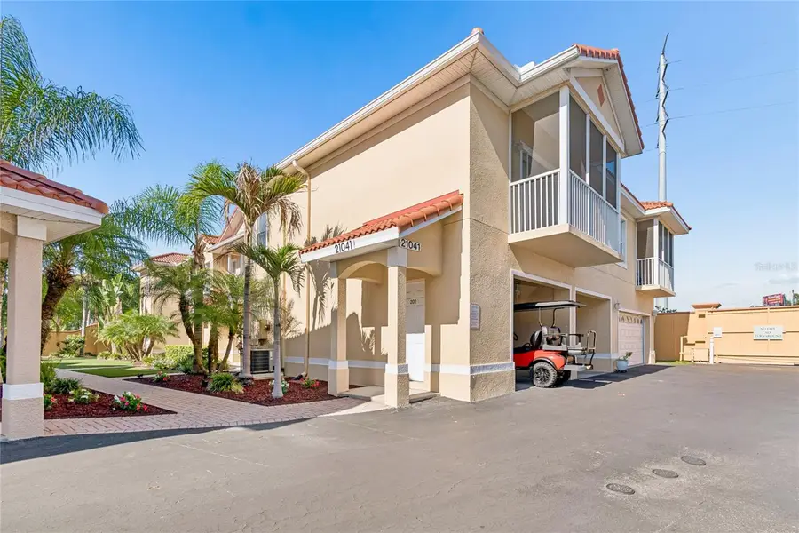 21041 Sunpoint Way #201, Lutz, FL 33558 - #2