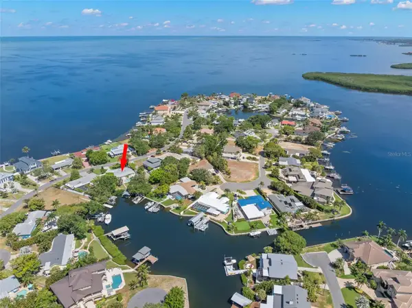 121 Carlyle Drive, PALM HARBOR, FL 34683