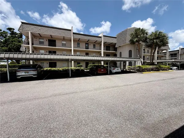 8703 Bardmoor Boulevard #102, SEMINOLE, FL 33777