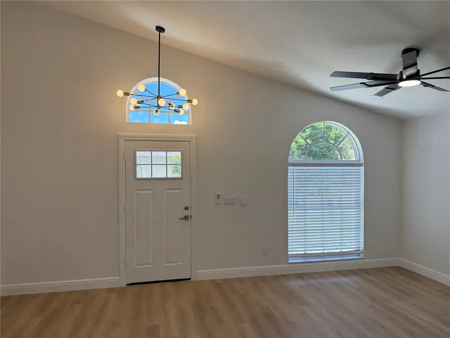 245 Chardonnay Place, Valrico, FL 33594 - #2