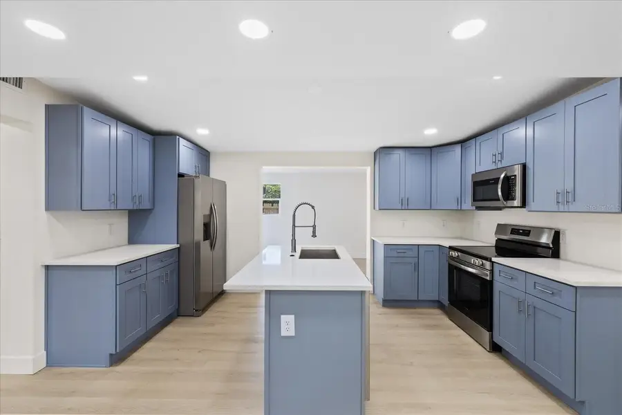 4104 W Montgomery Terrace, Tampa, FL 33616 - #2