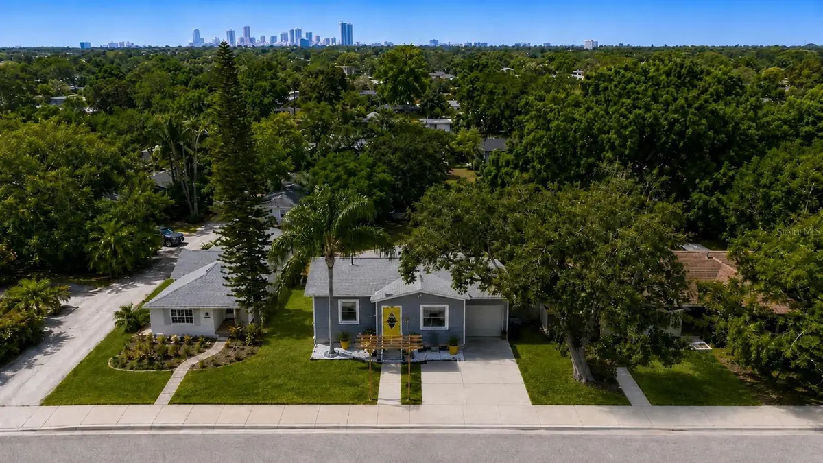 726 38th Avenue N, Saint Petersburg, FL 33704 - #1