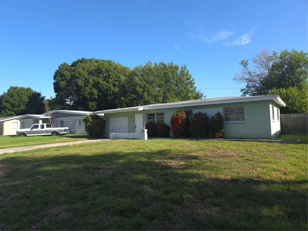 2913 Englewood Drive, Largo, FL 33771 - #1